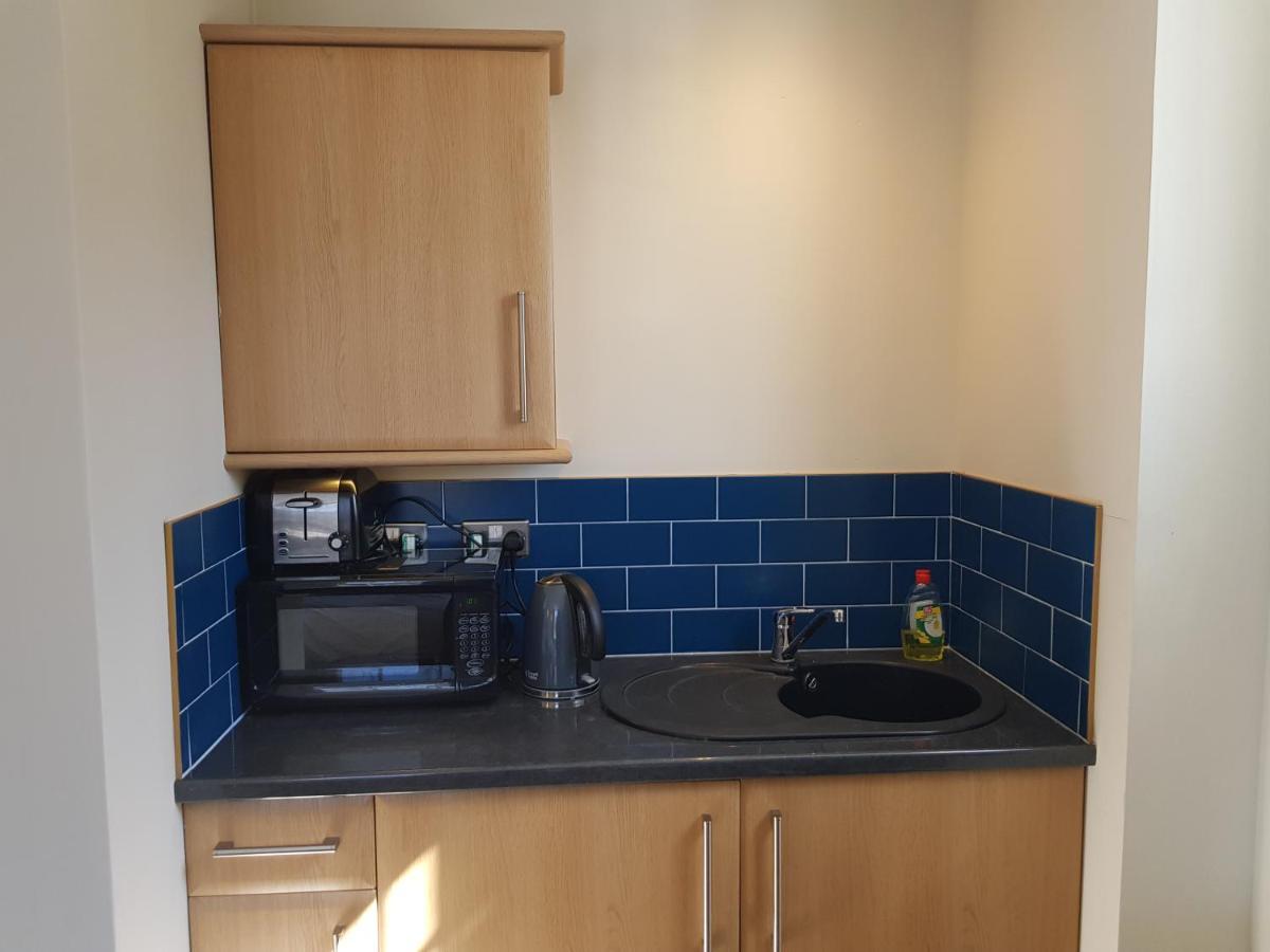 Limes Apartments Haywards Heath Bagian luar foto